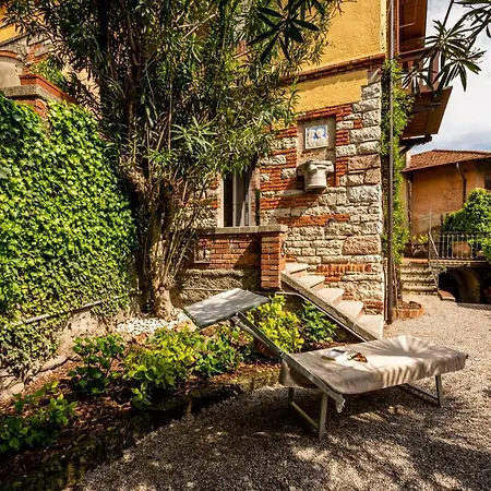 Casa de Férias Casa Gelsomina Gardone Riviera